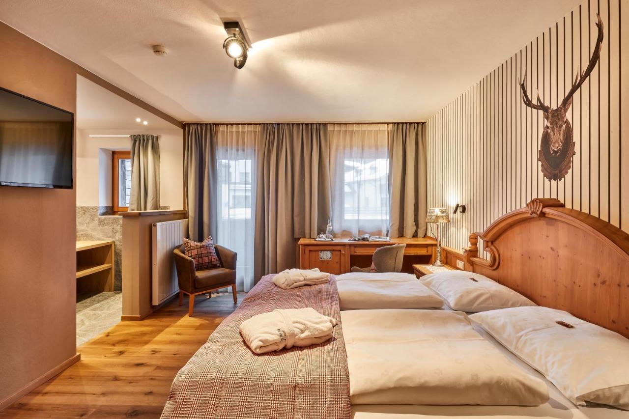 Hotel Marmolada Corvara In Badia Dış mekan fotoğraf